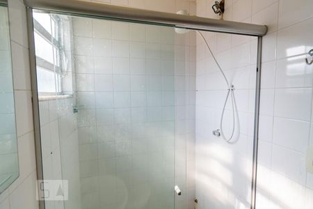 Casa de condomínio à venda com 200m², 3 quartos e 1 vagaBanheiro - 3º Andar