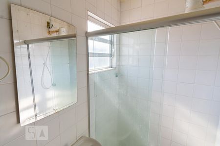 Casa de condomínio à venda com 200m², 3 quartos e 1 vagaBanheiro - 3º Andar