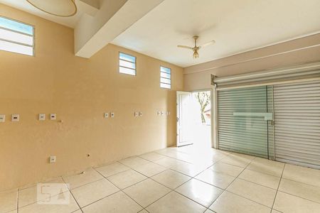 Sala de casa para alugar com 4 quartos, 120m² em Partenon, Porto Alegre