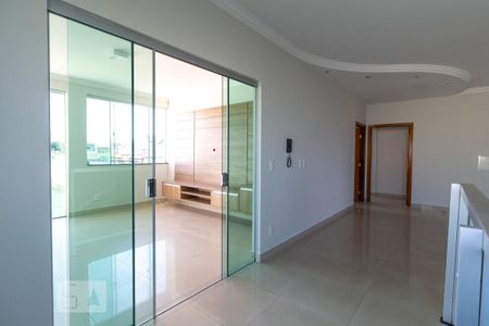 Casa para alugar com 470m², 4 quartos e 4 vagas Casa para alugar com 470m², 4 quartos e 4 vagasHall dos quartos