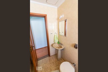 Casa à venda com 283m², 4 quartos e 3 vagas2o. Andar - Banheiro social