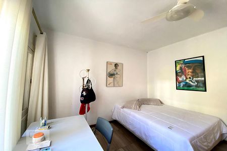 Casa à venda com 270m², 3 quartos e 3 vagas Casa à venda com 270m², 3 quartos e 3 vagasQuarto 3