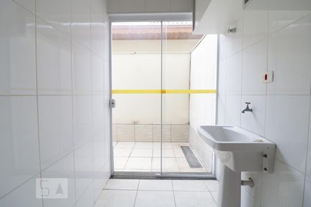 Casa de condomínio à venda com 105m², 3 quartos e 2 vagasArea de serviço