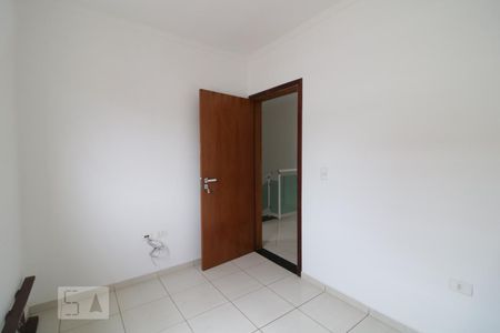 Casa de condomínio à venda com 105m², 3 quartos e 2 vagasQuarto 2