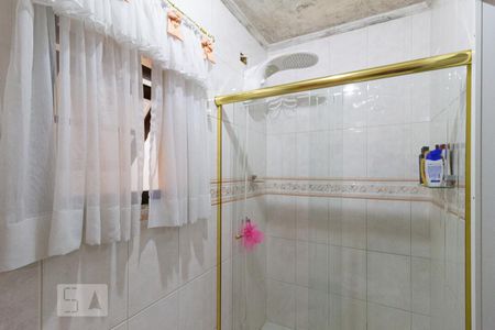 Casa à venda com 351m², 5 quartos e 4 vagas Casa à venda com 351m², 5 quartos e 4 vagasBanheiro 3