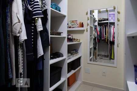 Apartamento à venda com 97m², 3 quartos e 2 vagasQuarto 2