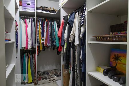 Apartamento à venda com 97m², 3 quartos e 2 vagasQuarto 2