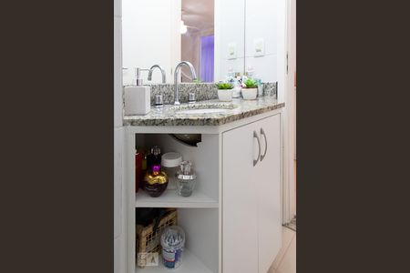 Apartamento à venda com 97m², 3 quartos e 2 vagasBanheiro da suíte