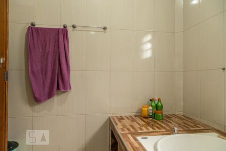 Casa à venda com 300m², 3 quartos e 3 vagasBanheiro da Suíte