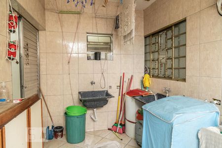 Casa à venda com 300m², 3 quartos e 3 vagasÁrea de Serviço