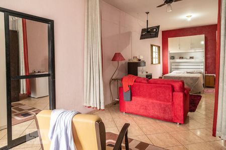 Casa à venda com 300m², 3 quartos e 3 vagasSuíte