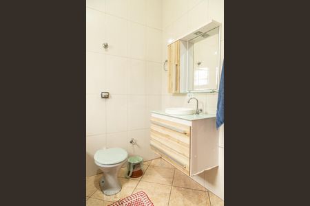 Casa à venda com 300m², 3 quartos e 3 vagasBanheiro da Suíte