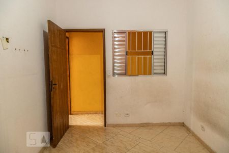 Casa à venda com 300m², 3 quartos e 3 vagasSobrado Fundos - Suíte 1