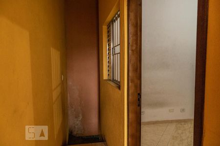 Casa à venda com 300m², 3 quartos e 3 vagasSobrado Fundos - Corredor