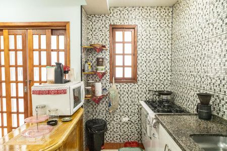Casa à venda com 300m², 3 quartos e 3 vagasCozinha