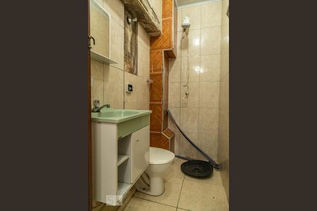 Casa à venda com 300m², 3 quartos e 3 vagasSobrado Fundos - Banheiro