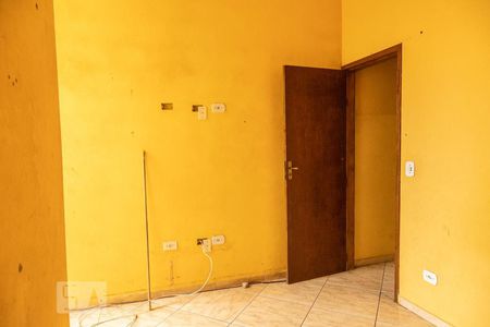 Casa à venda com 300m², 3 quartos e 3 vagasSobrado Fundos - Suíte 2