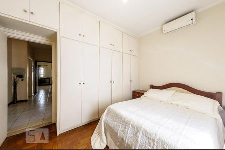 Casa à venda com 500m², 4 quartos e 4 vagas Casa à venda com 500m², 4 quartos e 4 vagasQuarto 4 - Suite 2