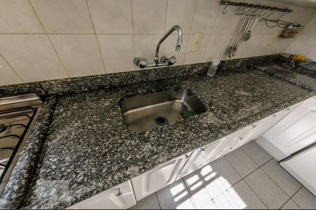 Casa à venda com 500m², 4 quartos e 4 vagas Casa à venda com 500m², 4 quartos e 4 vagasCozinha