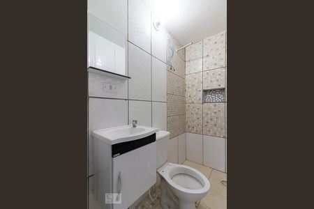 Banheiro de casa para alugar com 1 quarto, 35m² em Jardim Dourado, Guarulhos