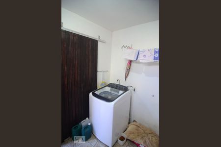 Casa à venda com 120m², 3 quartos e 4 vagasÁrea de serviço