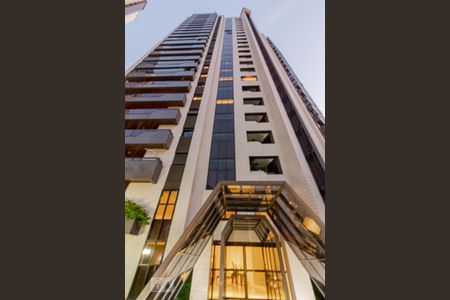 Apartamento à venda com 500m², 5 quartos e 5 vagas Apartamento à venda com 500m², 5 quartos e 5 vagasFachada