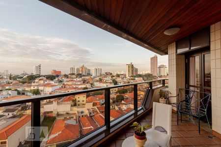 Apartamento à venda com 500m², 5 quartos e 5 vagas Apartamento à venda com 500m², 5 quartos e 5 vagasSacada da Sala