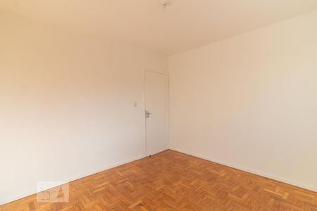Quarto 1 de apartamento para alugar com 2 quartos, 63m² em Passo da Areia, Porto Alegre