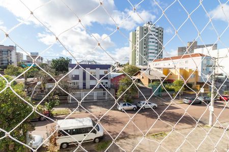 Vista do Quarto 1 de apartamento para alugar com 2 quartos, 63m² em Passo da Areia, Porto Alegre