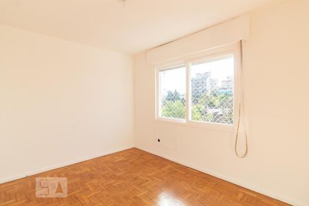 Quarto 1 de apartamento para alugar com 2 quartos, 63m² em Passo da Areia, Porto Alegre