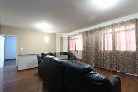 Sala 2 de casa para alugar com 4 quartos, 350m² em Vila Santa Virginia, São Paulo