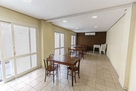Apartamento à venda com 63m², 2 quartos e 1 vaga Apartamento à venda com 63m², 2 quartos e 1 vagaÁrea comum - Salão de festas