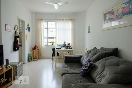 Sala de apartamento para alugar com 2 quartos, 68m² em Vila Isabel, Rio de Janeiro