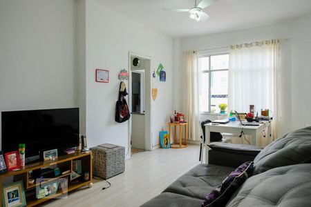 Sala de apartamento para alugar com 2 quartos, 68m² em Vila Isabel, Rio de Janeiro