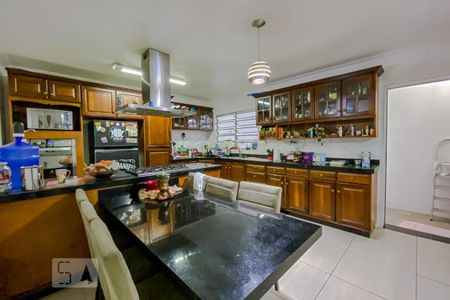 Casa à venda com 133m², 3 quartos e 2 vagasCozinha