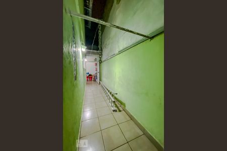 Casa à venda com 133m², 3 quartos e 2 vagasCorredor