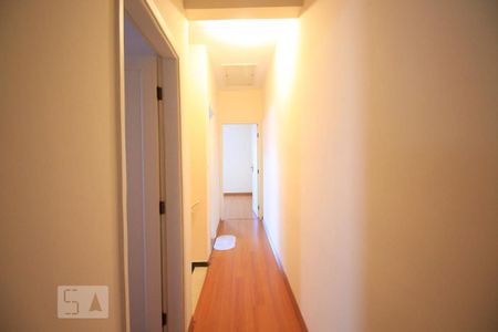 Casa à venda com 164m², 3 quartos e 5 vagasCorredor