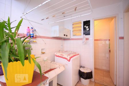 Casa à venda com 164m², 3 quartos e 5 vagasLavanderia