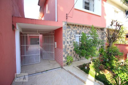 Casa à venda com 164m², 3 quartos e 5 vagasFachada