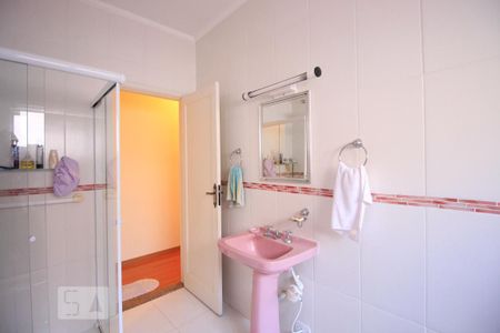 Casa à venda com 164m², 3 quartos e 5 vagasBanheiro