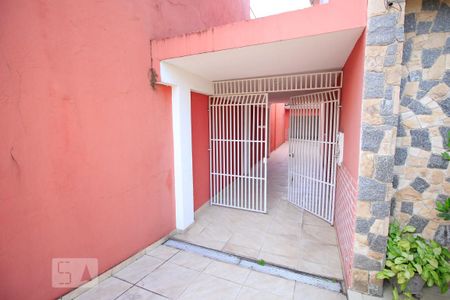 Casa à venda com 164m², 3 quartos e 5 vagasEntrada
