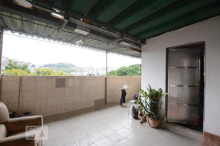 Apartamento à venda com 118m², 3 quartos e sem vagaTerraço