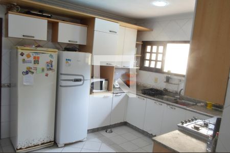 Casa de condomínio à venda com 364m², 3 quartos e 2 vagas Casa de condomínio à venda com 364m², 3 quartos e 2 vagasCozinha