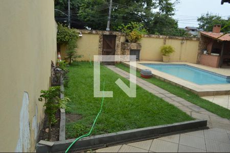 Casa de condomínio à venda com 364m², 3 quartos e 2 vagas Casa de condomínio à venda com 364m², 3 quartos e 2 vagasÁrea comum