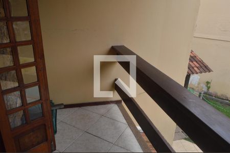 Casa de condomínio à venda com 364m², 3 quartos e 2 vagas Casa de condomínio à venda com 364m², 3 quartos e 2 vagasSacada/Quarto 2