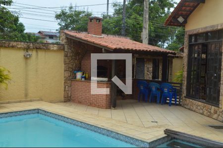 Casa de condomínio à venda com 364m², 3 quartos e 2 vagas Casa de condomínio à venda com 364m², 3 quartos e 2 vagasÁrea comum