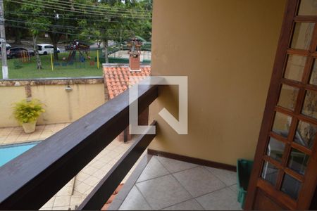 Casa de condomínio à venda com 364m², 3 quartos e 2 vagas Casa de condomínio à venda com 364m², 3 quartos e 2 vagasSacada/Quarto 2