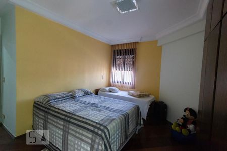 Apartamento à venda com 120m², 3 quartos e 2 vagas Apartamento à venda com 120m², 3 quartos e 2 vagasSuíte