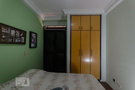 Apartamento à venda com 120m², 3 quartos e 2 vagas Apartamento à venda com 120m², 3 quartos e 2 vagasQuarto 1
