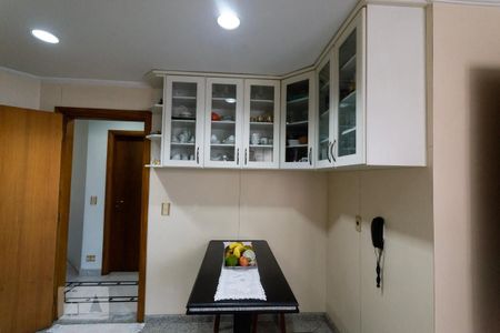 Apartamento à venda com 120m², 3 quartos e 2 vagas Apartamento à venda com 120m², 3 quartos e 2 vagasCozinha